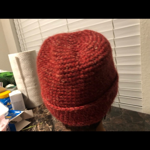 Ganeshhmal Women’s Dark Orange Hand Knit Crochet Beanie Hats Size One - Picture 6 of 10